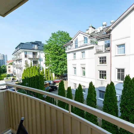 아파트 Malachit *