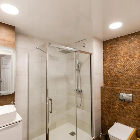 Malachit * 미엥지즈드로예